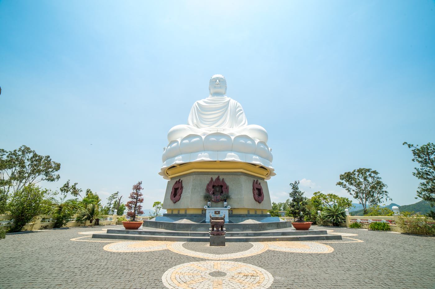 롱선사 대불